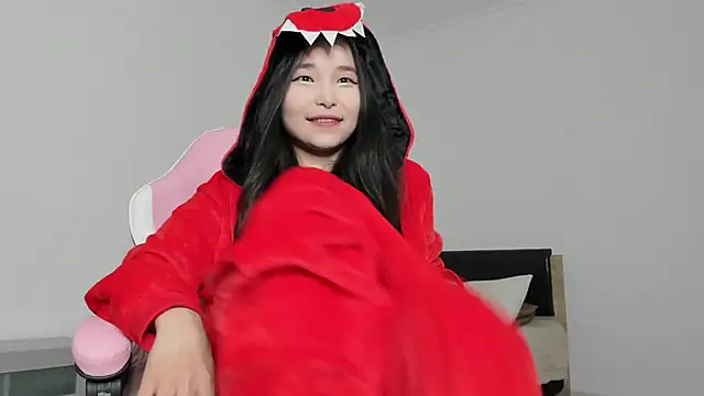 Soyun Mia online show from 11/05/25, 05:16