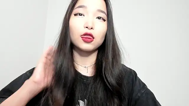 Soyun Mia online show from 03/22/26, 01:23