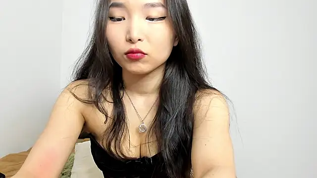 Soyun Mia online show from 02/02/26, 01:32