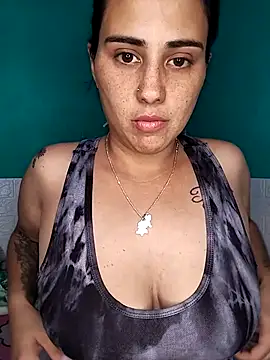 Snapshot of kariciasecreta chatting on 11/03/25, 05:16 kariciasecreta online show from 11/03/25, 05:16