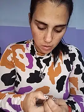 kariciasecreta online show from 05/18/26, 02:23