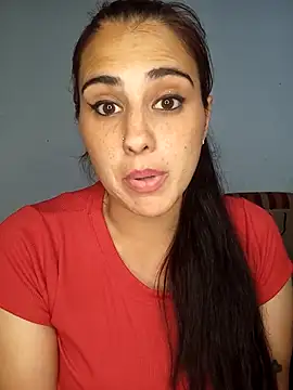 Snapshot of kariciasecreta chatting on 09/27/25, 01:23 kariciasecreta online show from 09/27/25, 01:23