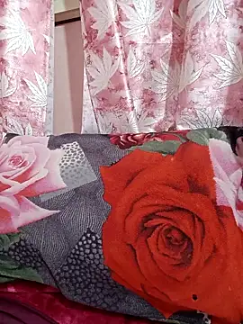 riyaroy9999 online show from 04/16/26, 09:50