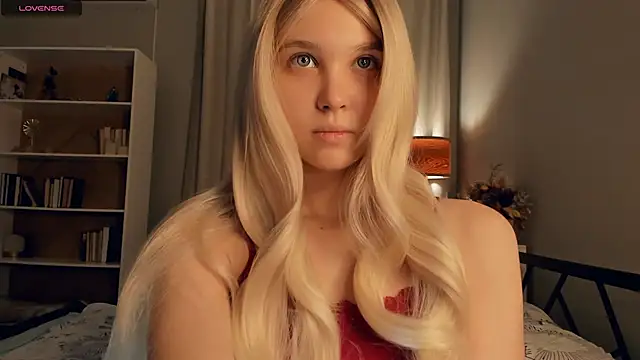 ErinBissonnette online show from 10/20/25, 07:14