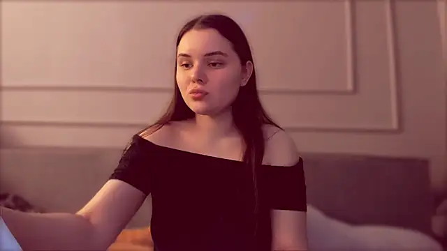 Snapshot of Isabellaprincess chatting on 10/17/25, 09:16 Isabellaprincess online show from 10/17/25, 09:16