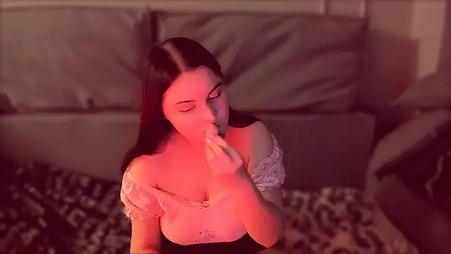 Snapshot of Isabellaprincess chatting on 10/03/25, 05:14 Isabellaprincess online show from 10/03/25, 05:14