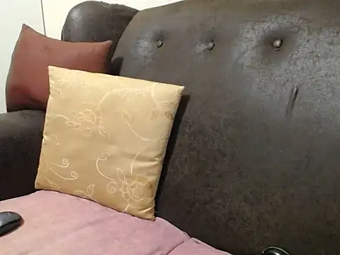 bustylaura4u online show from 01/14/26, 11:41