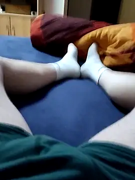 boxerundsocken91 online show from 10/29/25, 05:23