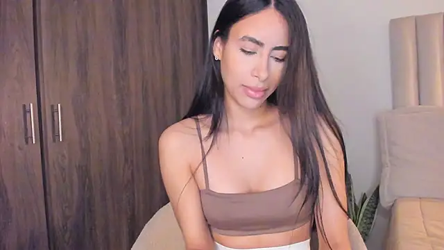 Snapshot of imsaraah chatting on 03/30/26, 11:17 imsaraah online show from 03/30/26, 11:17