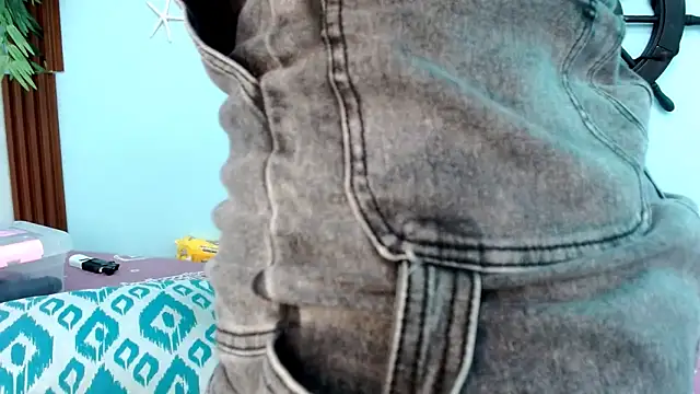 valeria18sexy online show from 11/10/25, 03:22