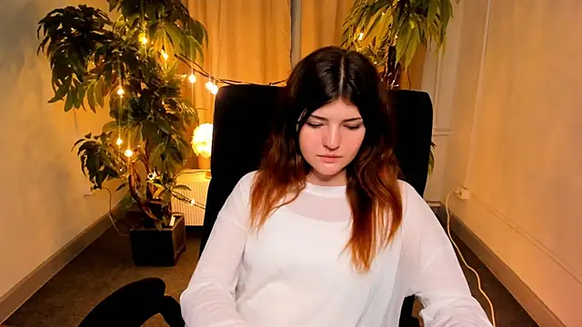 KristinMartin online show from 11/11/25, 03:40