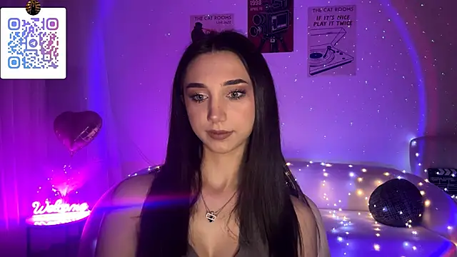 LinaMour online show from 04/22/26, 10:27