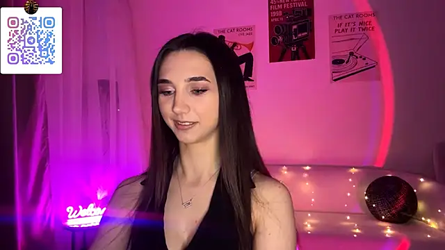 LinaMour online show from 03/08/26, 02:15