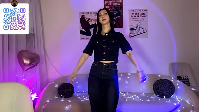 LinaMour online show from 05/28/26, 10:26