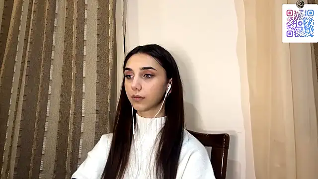 LinaMour online show from 11/15/25, 10:36