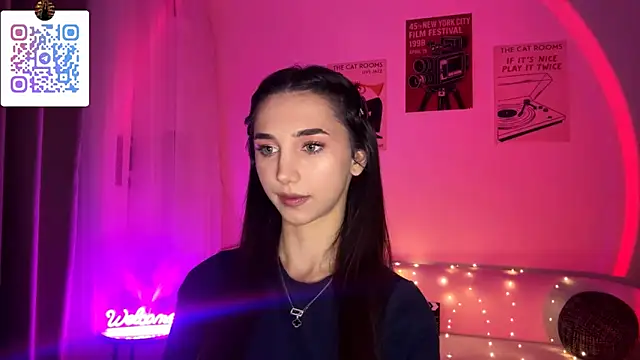 LinaMour online show from 03/09/26, 10:24