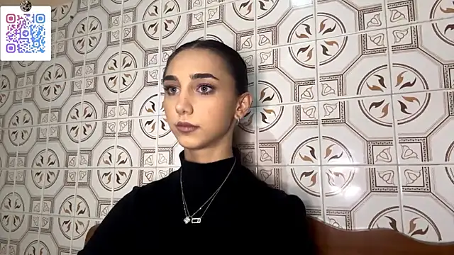 LinaMour online show from 12/04/25, 10:20