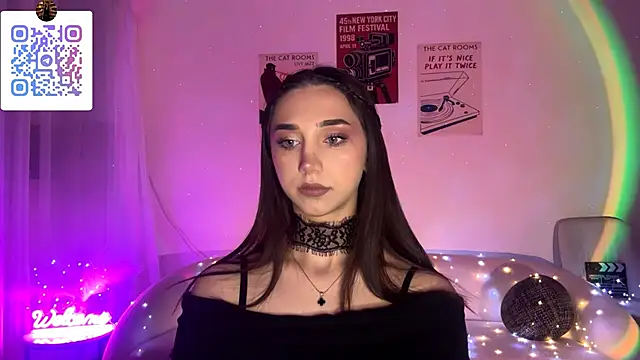 LinaMour online show from 04/14/26, 10:48