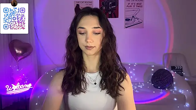 LinaMour online show from 05/26/26, 10:41