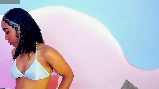 SkylerBloomm online show from 11/06/25, 03:43