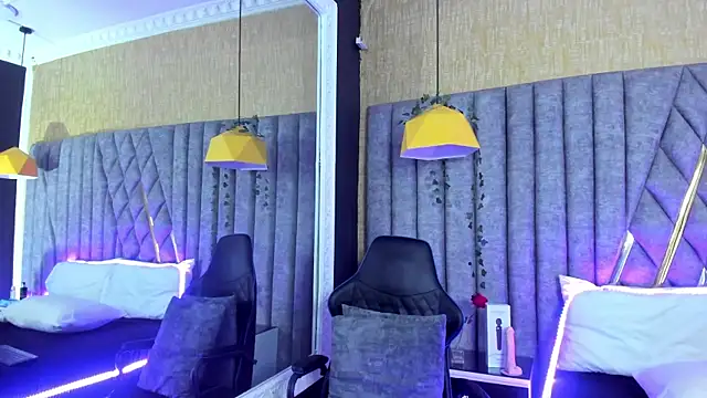 SkylerBloomm online show from 02/22/26, 02:47