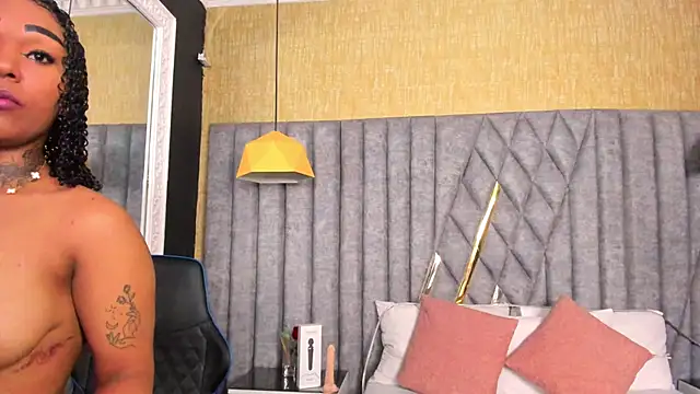 SkylerBloomm online show from 02/09/26, 03:15