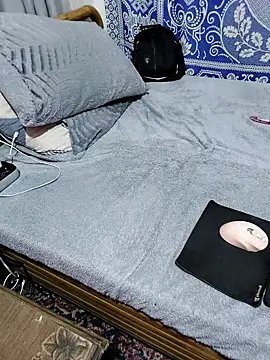 yazinyazin1 online show from 03/05/26, 09:33