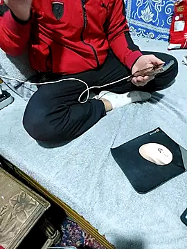 yazinyazin1 online show from 03/09/26, 09:18