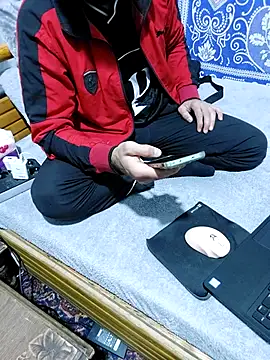 yazinyazin1 online show from 03/12/26, 09:08