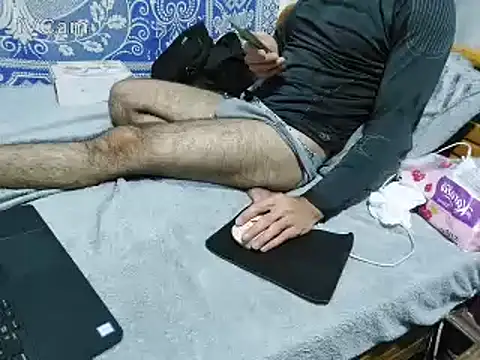 yazinyazin1 online show from 02/13/26, 07:58