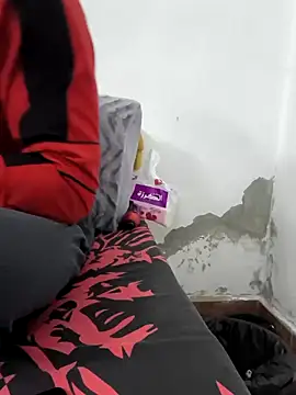 yazinyazin1 online show from 11/21/25, 01:54