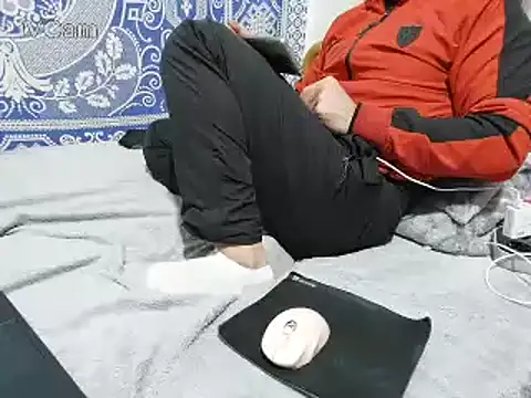 yazinyazin1 online show from 02/14/26, 02:50