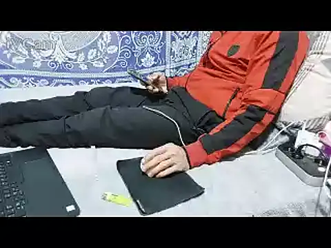 yazinyazin1 online show from 02/02/26, 07:57