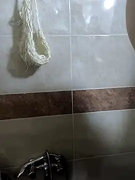 yazinyazin1 online show from 11/15/25, 02:04