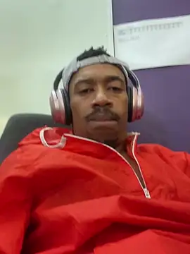 fitsexyman online show from 10/15/25, 08:33