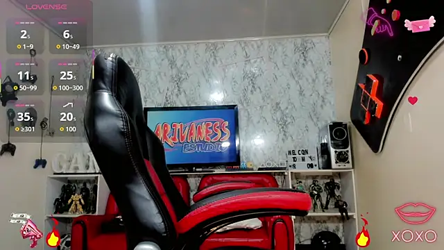 Candy Walker  online show from 11/22/25, 07:35