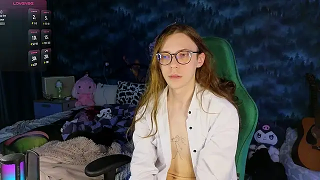 Snapshot of artass2 chatting on 11/01/25, 09:08 artass2 online show from 11/01/25, 09:08