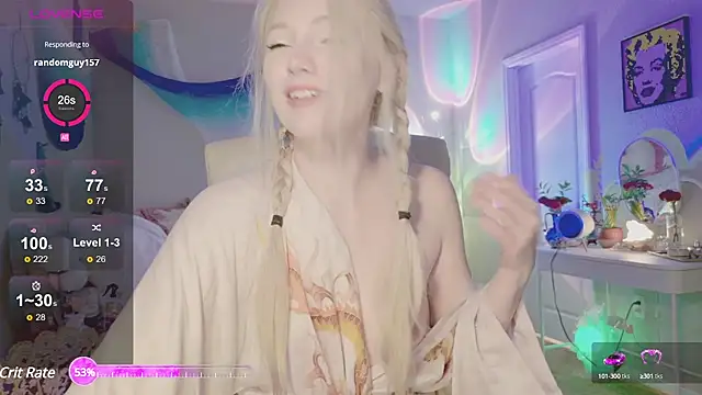 Snapshot of Talulaa chatting on 03/11/25, 02:42 Talulaa online show from 03/11/25, 02:42