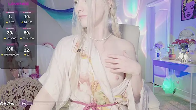 Snapshot of Talulaa chatting on 03/15/25, 08:10 Talulaa online show from 03/15/25, 08:10