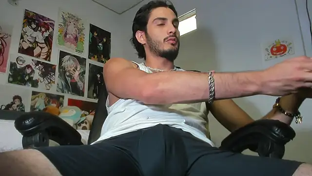 LovexJuxn  online show from 11/10/25, 12:54