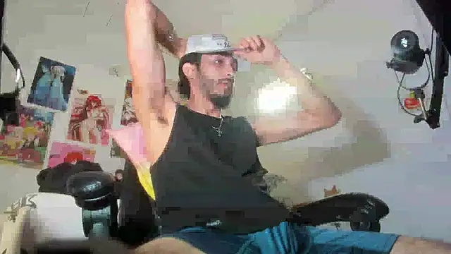 LovexJuxn  online show from 11/21/25, 12:26