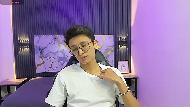 SantiagoRusso18 online show from 01/31/26, 08:07