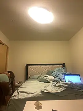 Idonotcherishu online show from 10/08/25, 11:27