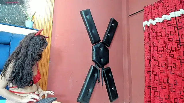 JisooLuv online show from 11/18/25, 07:39