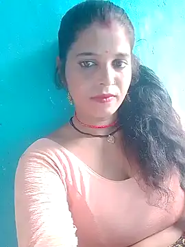 Snapshot of Manvi_tyagi chatting on 09/12/25, 06:13 Manvi tyagi online show from 09/12/25, 06:13