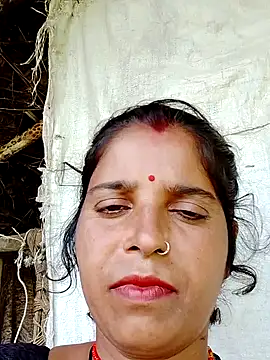 Snapshot of Manvi_tyagi chatting on 09/15/25, 09:21 Manvi tyagi online show from 09/15/25, 09:21