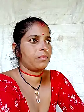 Snapshot of Manvi_tyagi chatting on 09/16/25, 09:21 Manvi tyagi online show from 09/16/25, 09:21