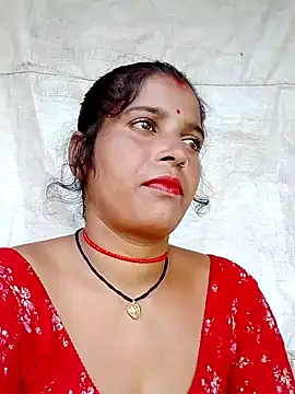 Snapshot of Manvi_tyagi chatting on 09/17/25, 07:43 Manvi tyagi online show from 09/17/25, 07:43
