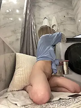 Kitty Kisss online show from 12/03/25, 11:14