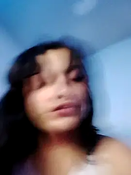 Eva Clark01 online show from 10/13/25, 10:39